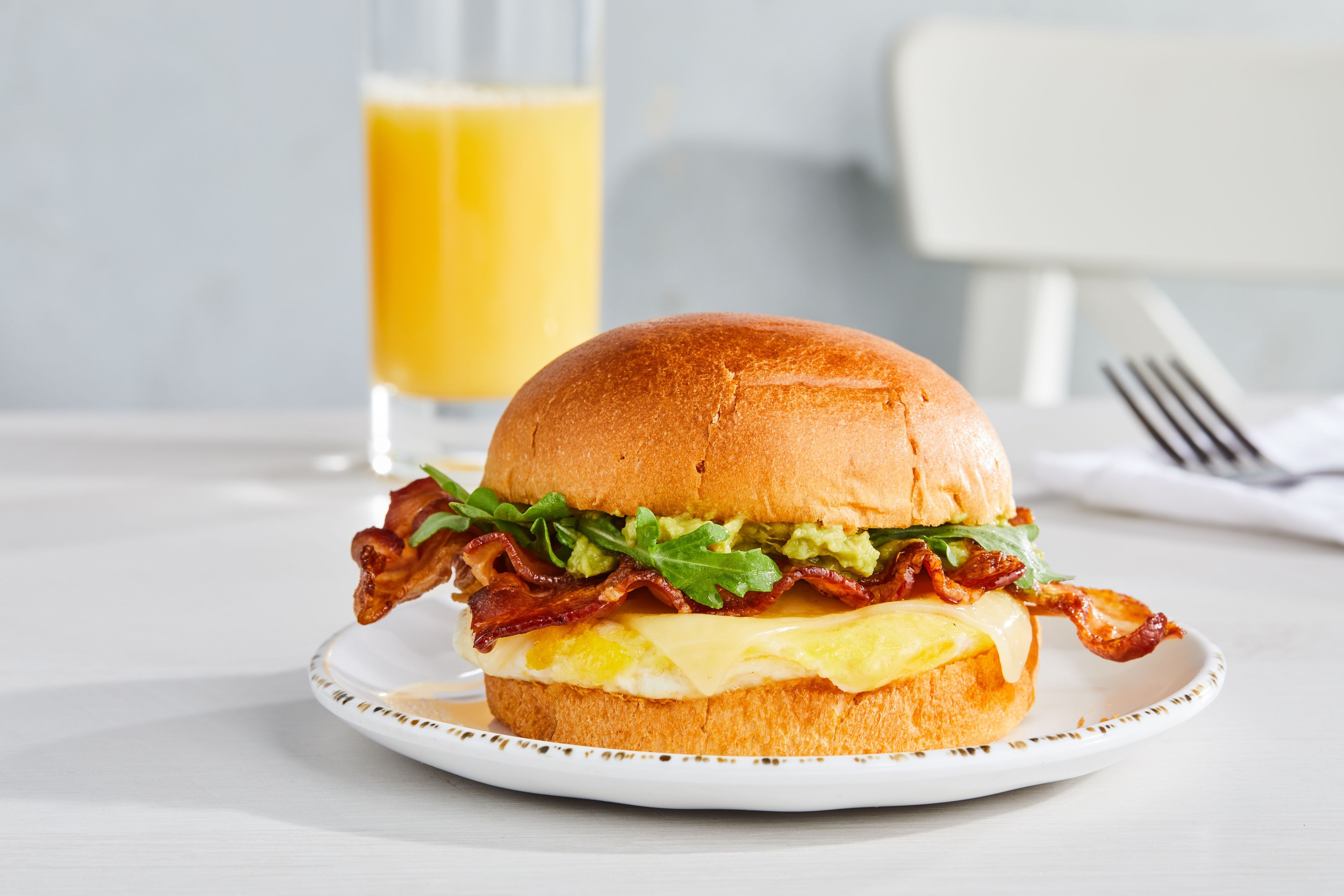 What Time Does Courtyard Marriott Start Serving Breakfast?  